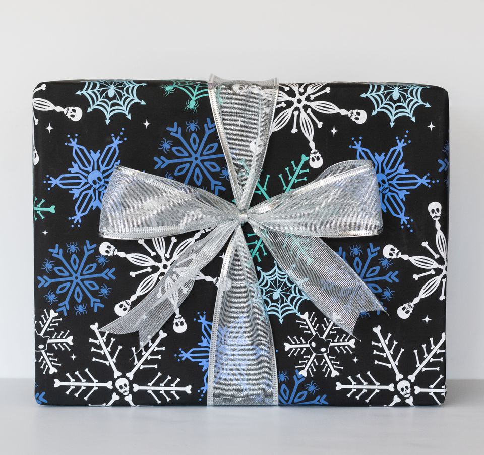 Gothic Snowflake Creepmas Christmas Gift Wrap