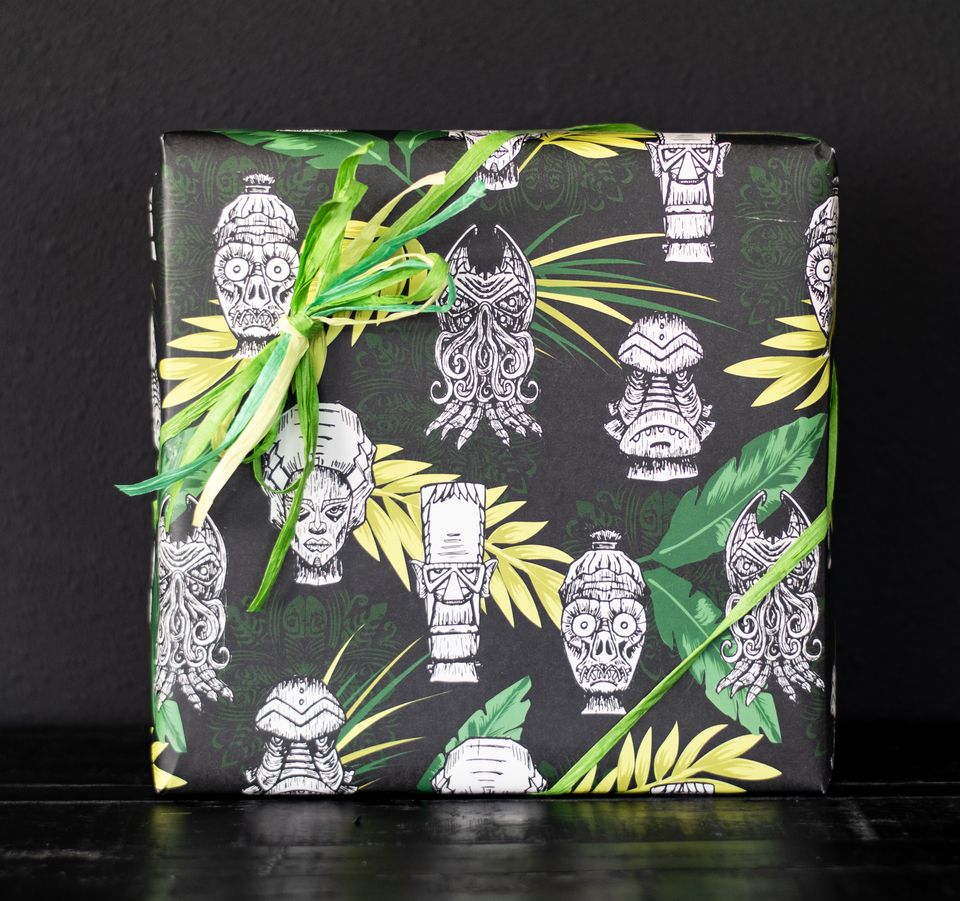 Tiki-Cthulhu-Totem-Exotic-Gift-Wrap